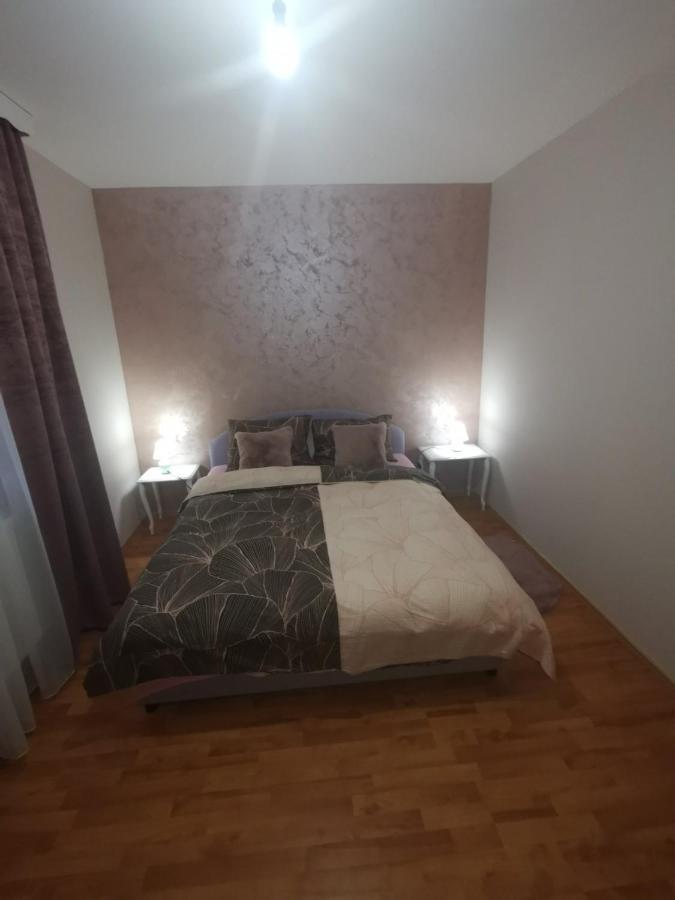 Apartman Lara 2 Daire Foca Dış mekan fotoğraf