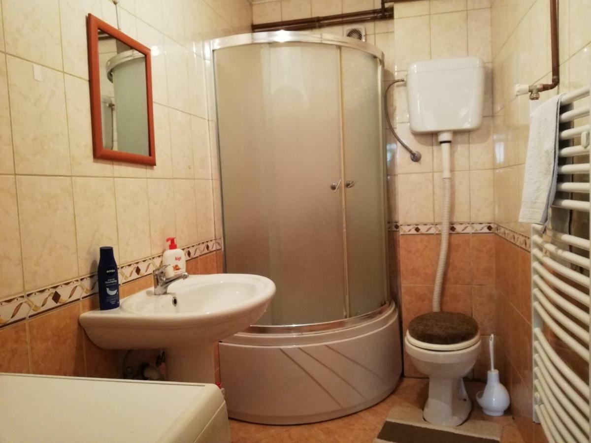 Apartman Lara 2 Daire Foca Dış mekan fotoğraf